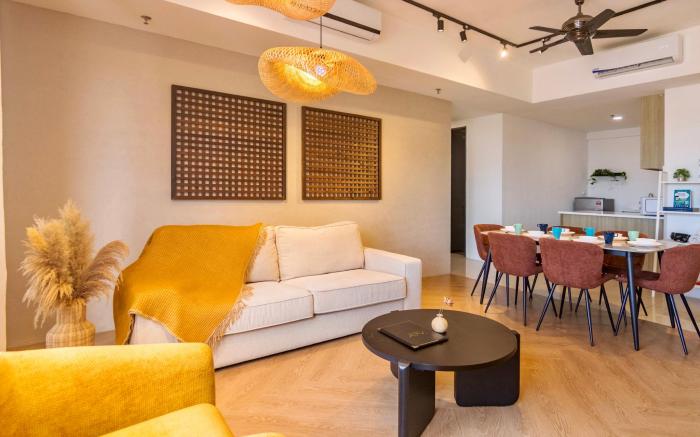 Lush Designer 3BR Condo by ALV