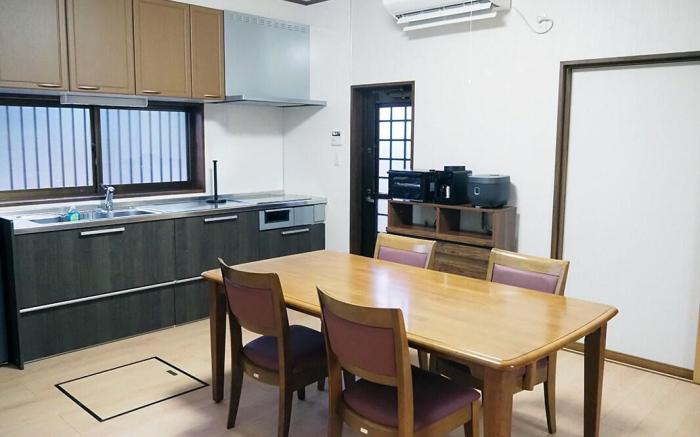 Family Group Style Private House Rental