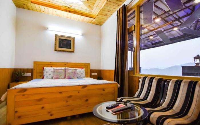 The Castle Villa Hill View