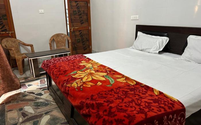 Shri Bade Hanuman Mandir Guest house
