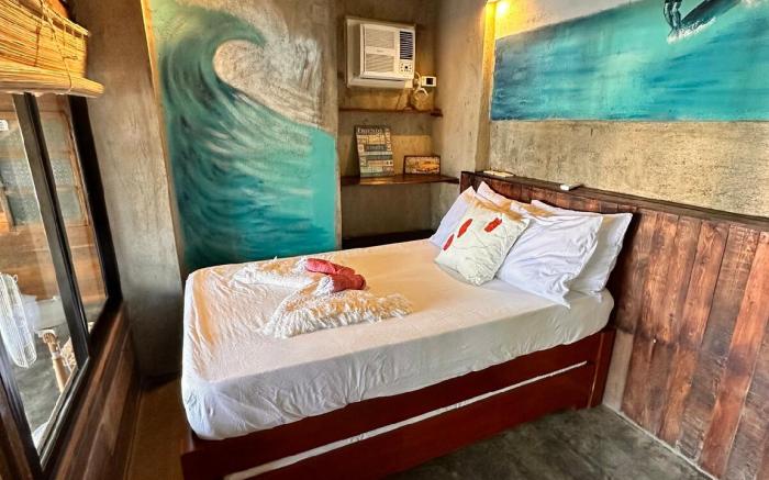 Alon and Sandy Surf Shack GFloor (Air Conditioned)