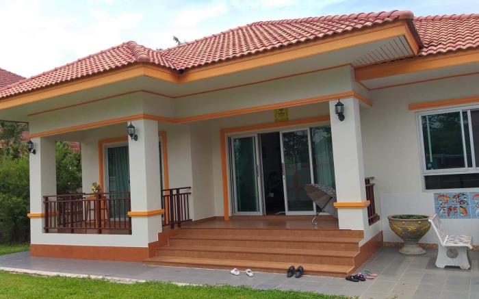 Janson's House Next to Singha Park Chiang Rai