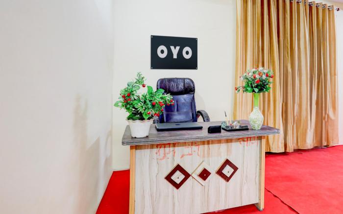 Hotel O MAYUR HOTEL