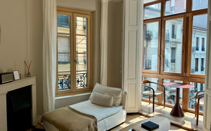 Monappart Cristo Historic Apartment with Parking