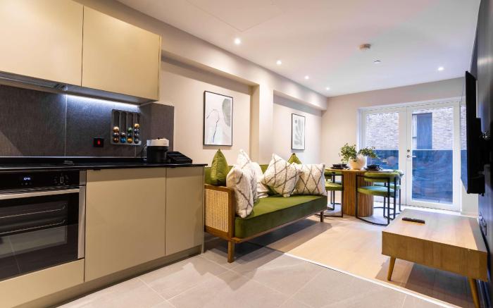 Verdana Suite   1BD Flat Near Centre