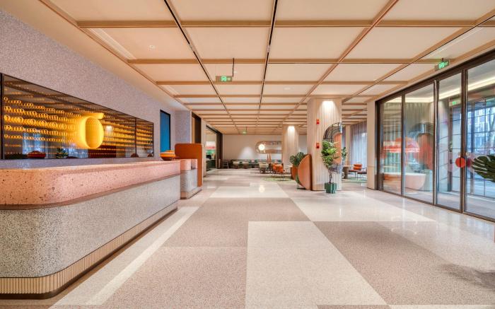 Orange Hotel Shaoxing Paojiang Century Street