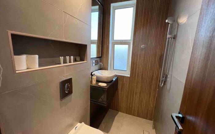 Cozy and Calm flat in Alwadi Xlll