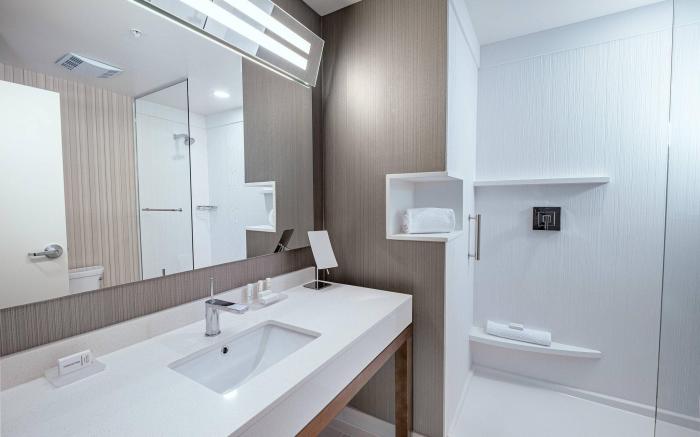 Courtyard by Marriott Toledo West