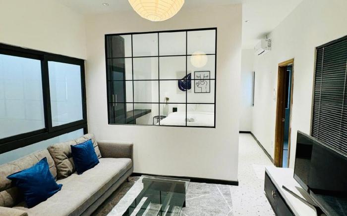 NERO APARTMENT – 5m to Landmark 81