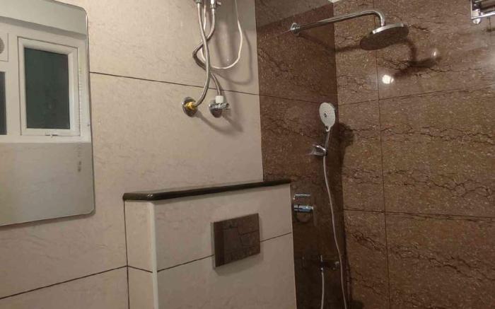 2BHK fully furnished new apartment in the town.