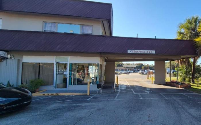 Arrow Motel by OYO Near Downtown