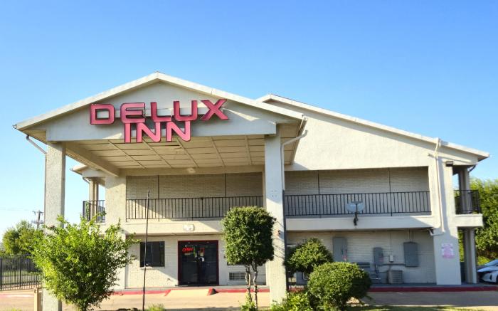 Deluxe Inn Motel By OYO Grand Prairie Interstate 30