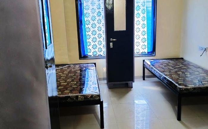 Aarya Guest House & PG