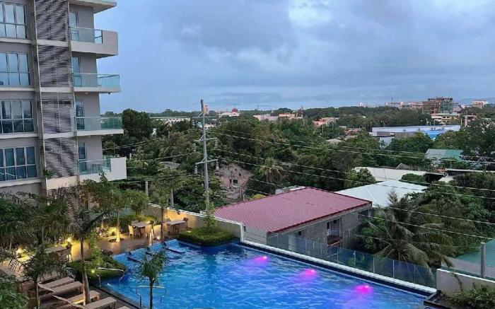 Palladium Studio w/ Balcony Condo in Iloilo City