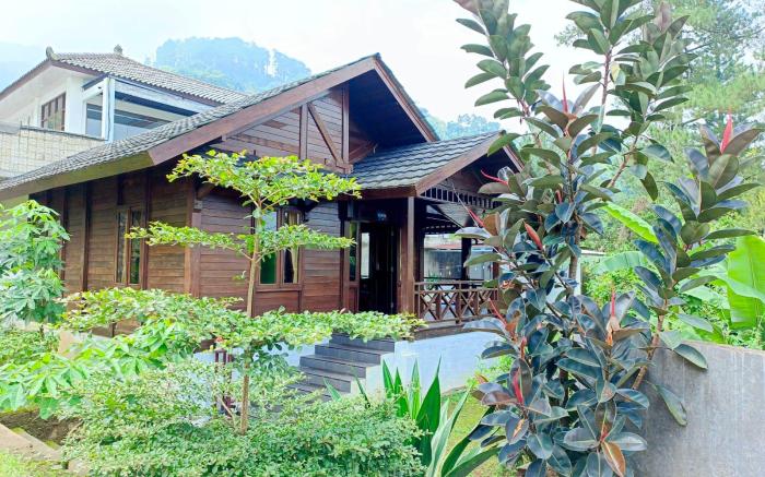 VILLA KAYU KABITA