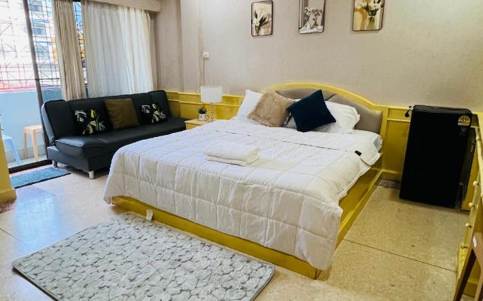 Ava restaurant &room for rent