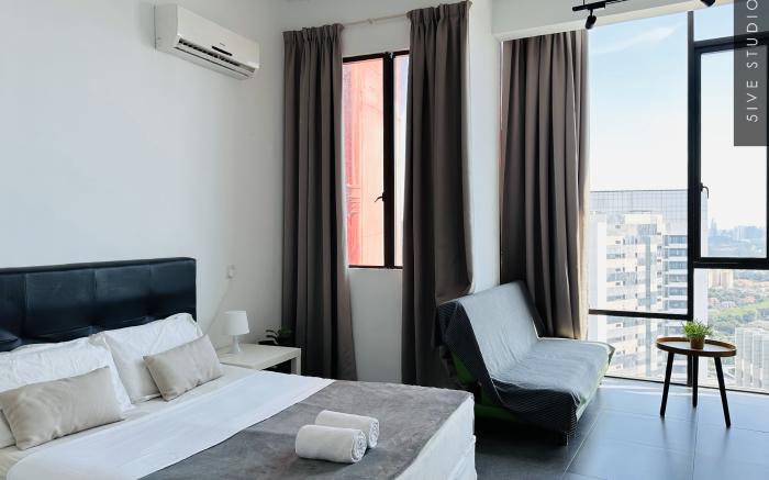 Five Studio 5 @ Empire Damansara