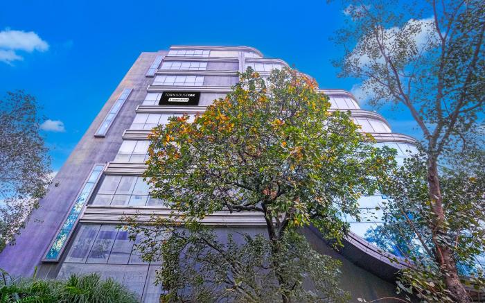 Super Townhouse Oak Times Square Le Western