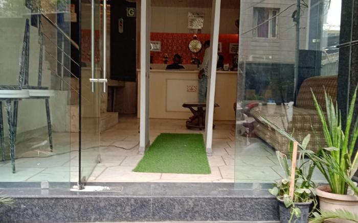 HOTEL DELHI EMPIRE DX