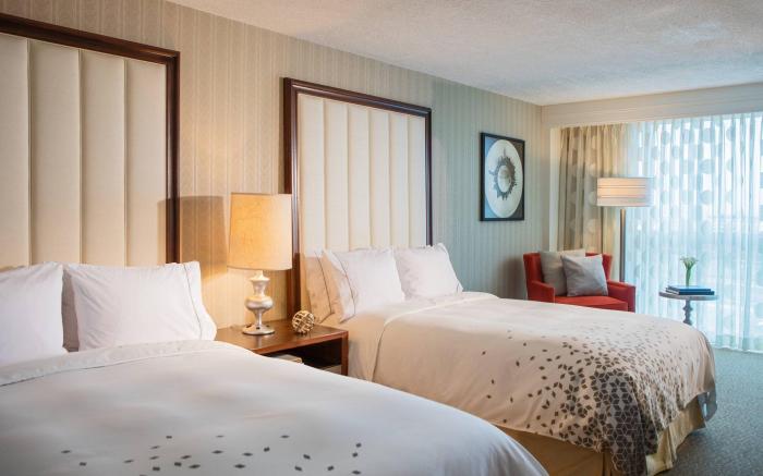 Renaissance Newark Airport Hotel