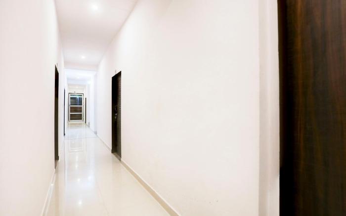 HOTEL O NANDI PALACE