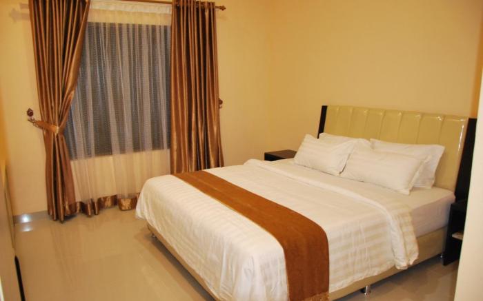 Raz Hotel & Convention Medan