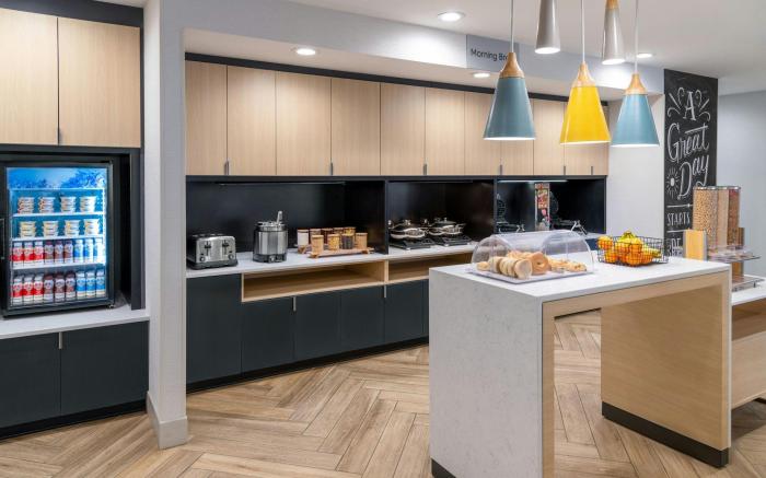 TownePlace Suites by Marriott Detroit Taylor