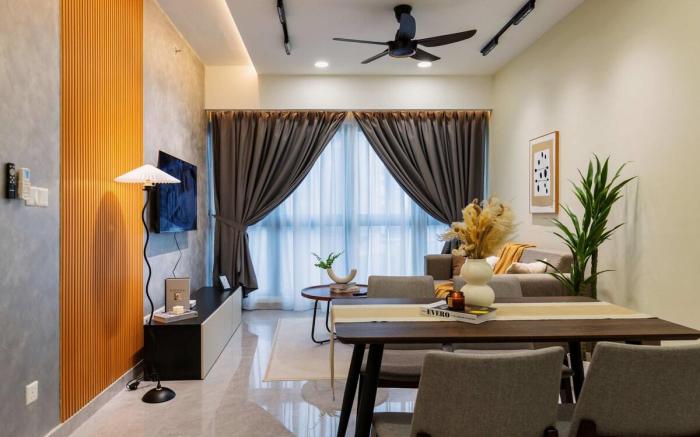 The Palette of Time: Gray & Green’s Tender Weave