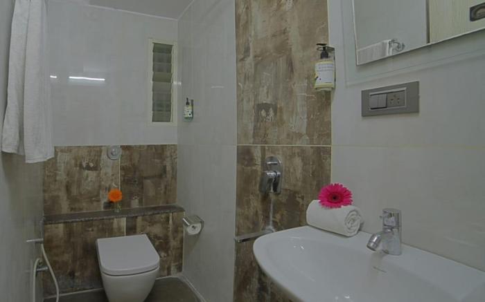 Sai Service Apartment