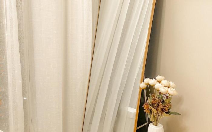 Corner Unit with Ocean View Near Airport and Beach