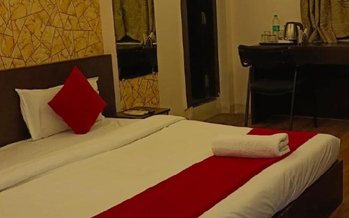 Hotel Diamond Residency