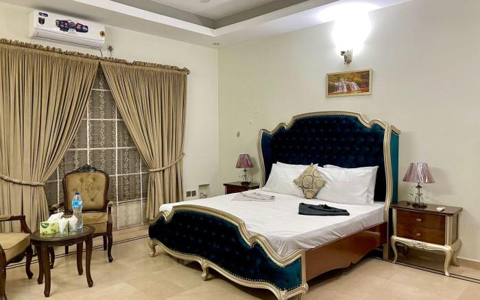 3 bed private home