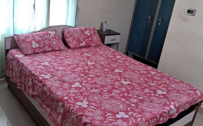 SKS HOMESTAY PREMIUM 1 BHK AC