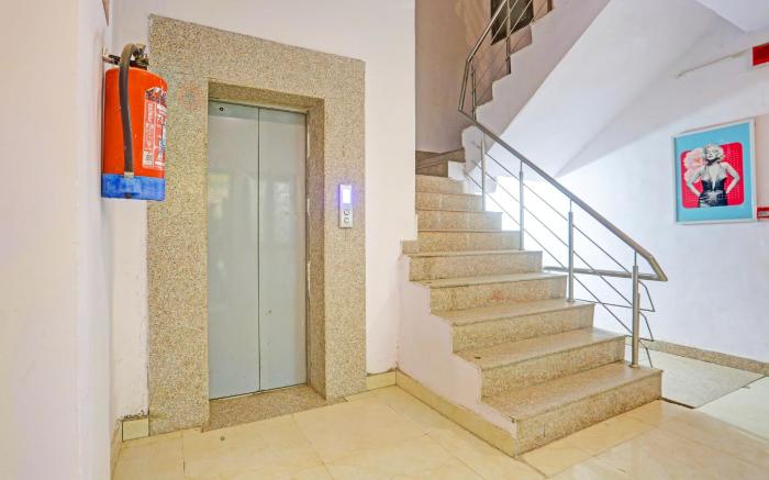 Super Hotel O Shalimar Bagh Max Hospital