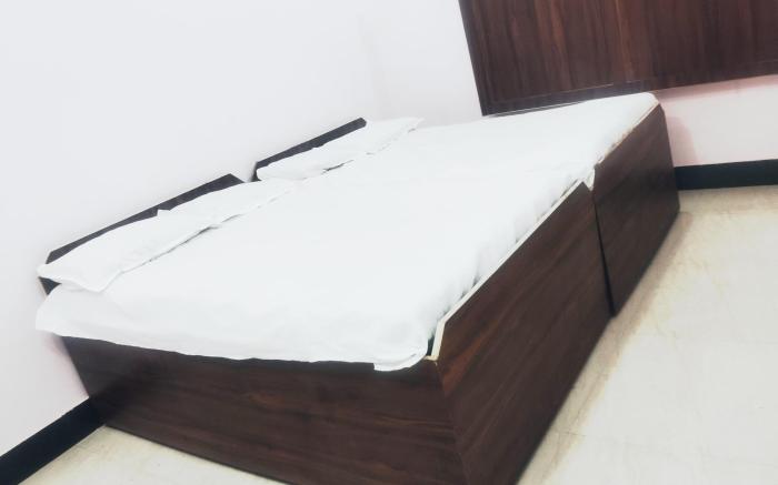 Ramashish Kutir