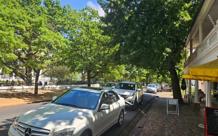 PinotageLuxuryCollection 16 Ryneveld Plaza