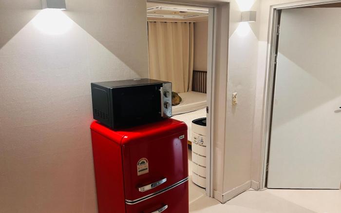 #망원역1분#역세권#망원디자인숙소#홍대&합정&망원#쇼핑거리#망원시장#단독사용#넷플릭스