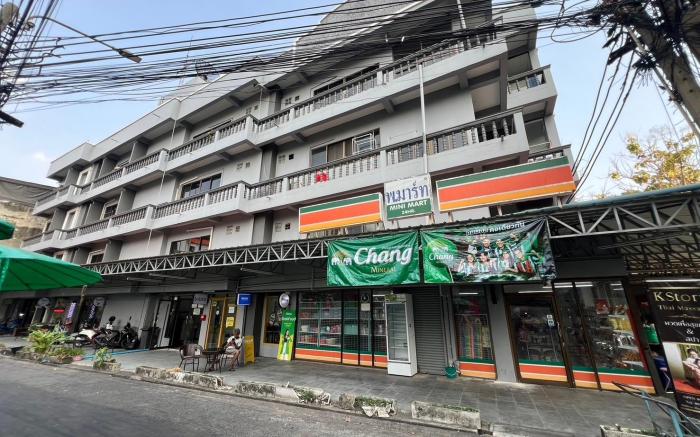 SRINN House, Bangkok