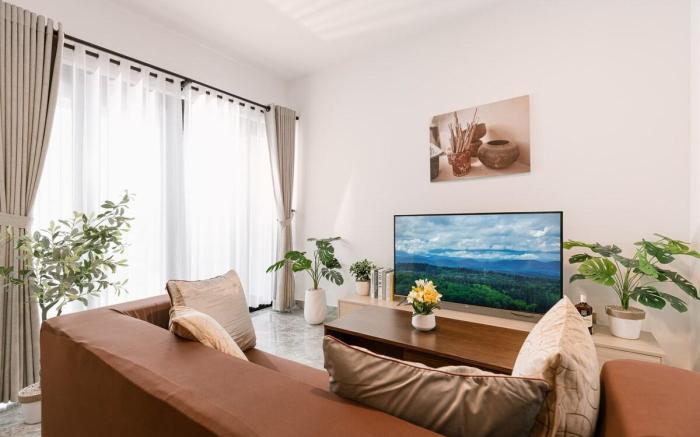 Huge Promote 2-3 bedroom in D1/Pool/Gym/Sauna