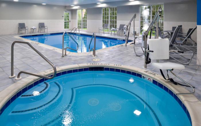 Four Points by Sheraton Mount Prospect O’Hare