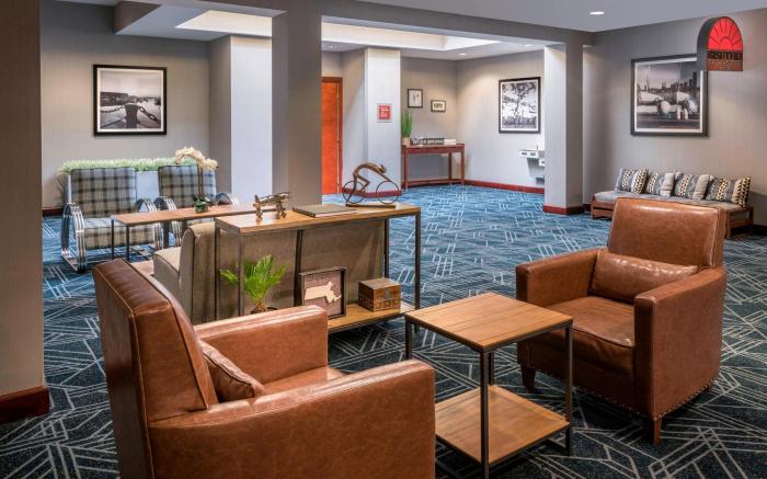 Four Points by Sheraton Boston Logan Airport Revere