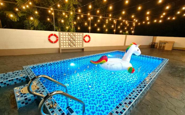 SunsetChalet:25+5pax@Pool/Snooker/Bathtub/Playgrnd