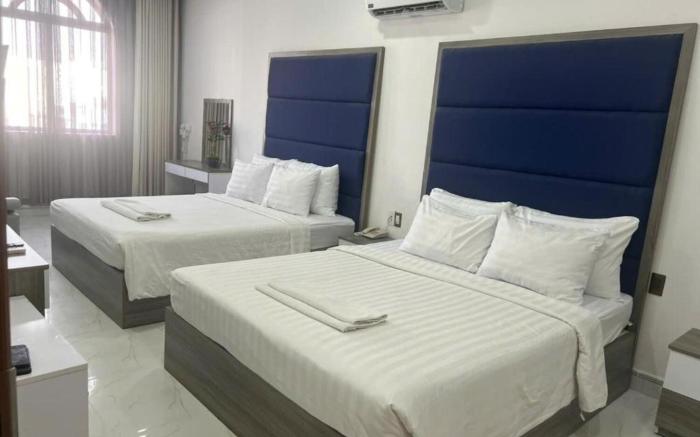 White Diamond Airport Hotel 