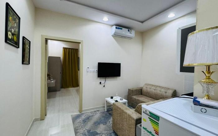 IS 6 New apartment gold style