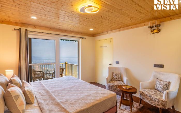 StayVista at Cloudview Villa