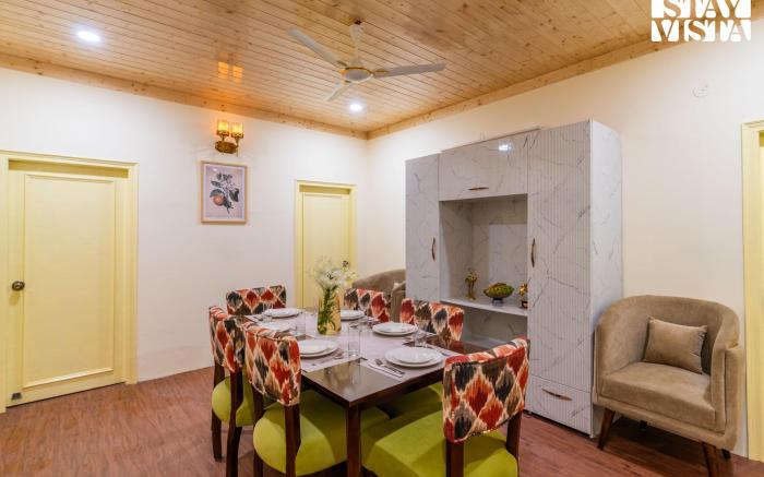 StayVista at Cloudview Villa