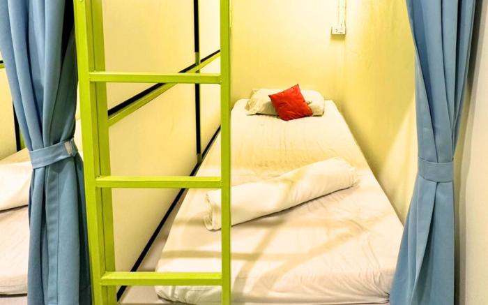 Sleepy Station Hostel