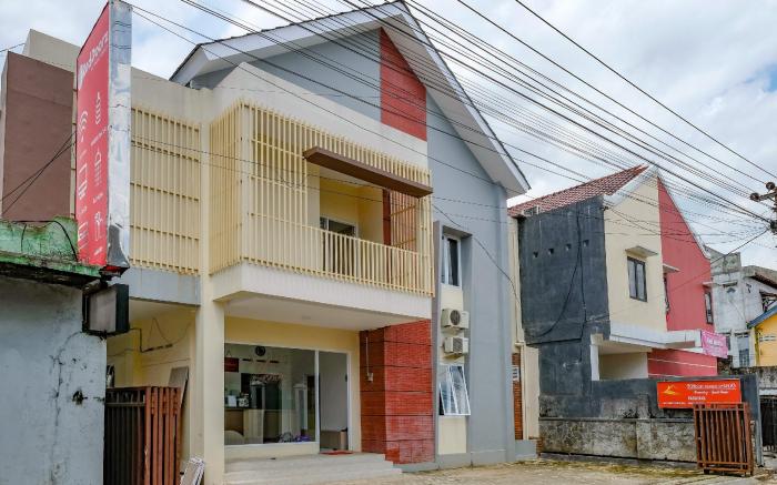 RedDoorz near Moro Mall Purwokerto