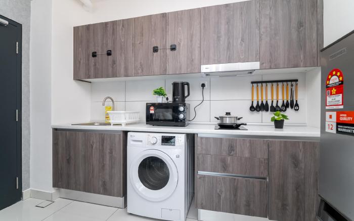 Edumetro ThemeSuite 3BR2B Pool 20