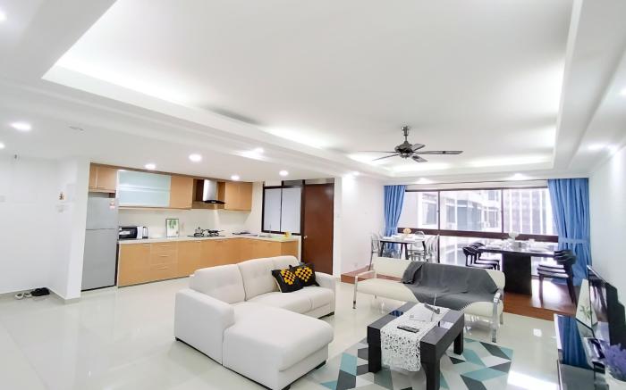 ComfySuite NearBukitBintang 02 